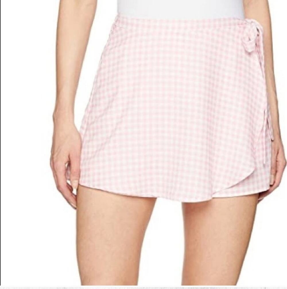 Show Me Your Mumu Great Wrap Skort Pink Strawberry Gingham Preppy Short S Boho